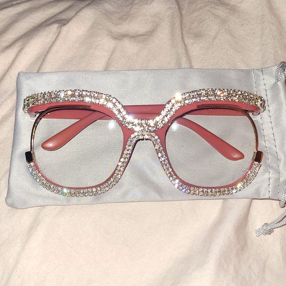 Glamor glasses